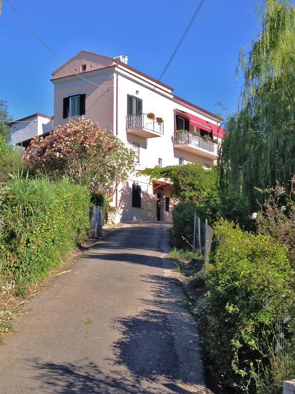 شقة Casa Sul Monte D'Oro سكوري المظهر الخارجي الصورة